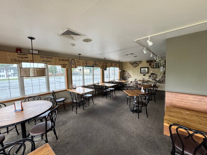 More Photos Of 6751 Ruppsville Rd, Allentown Specialty For Lease