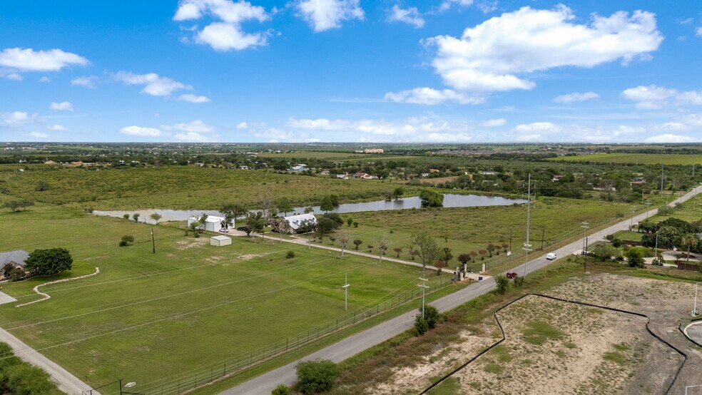 More Photos Of 210 Tolle Rd, Cibolo Land For Sale