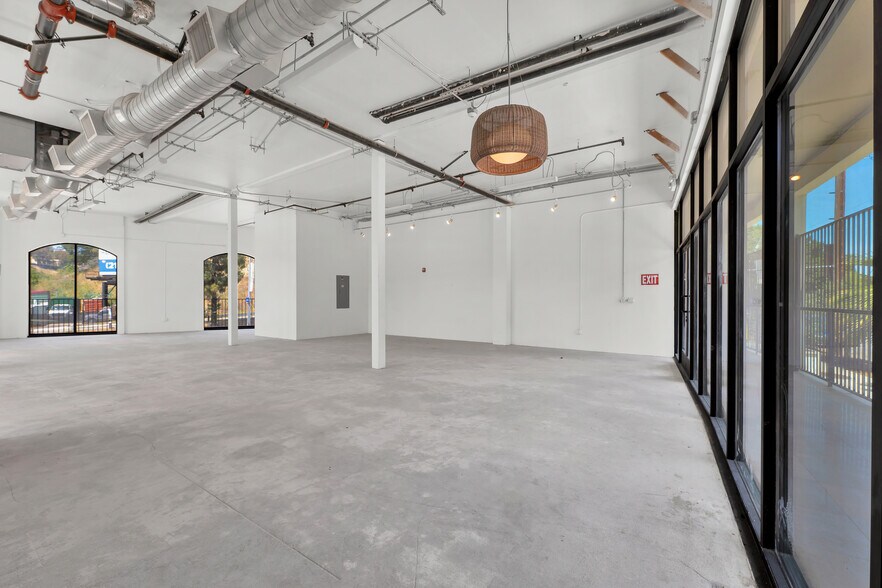 More Photos Of 4671-4681 Huntington Dr S, Los Angeles Storefront Retail Office For Lease
