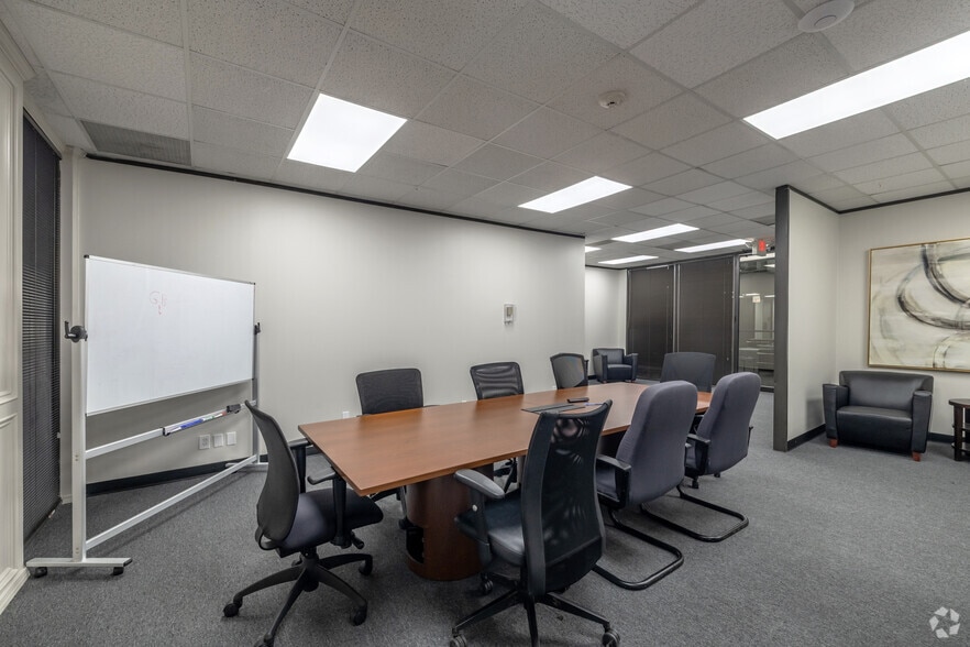 More Photos Of 8203 Willow Place Dr S, Houston Office For Lease