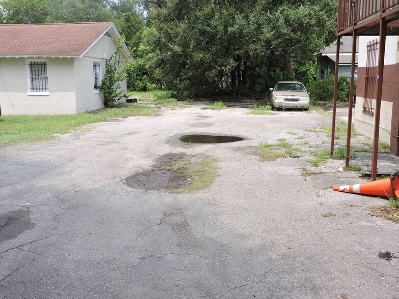 More Photos Of 1426 Kings Rd, Jacksonville Specialty For Sale