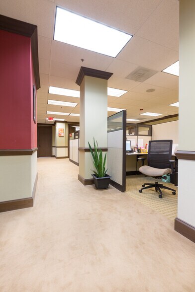 More Photos Of 5803 NW 151st St, Miami Lakes Office For Sale