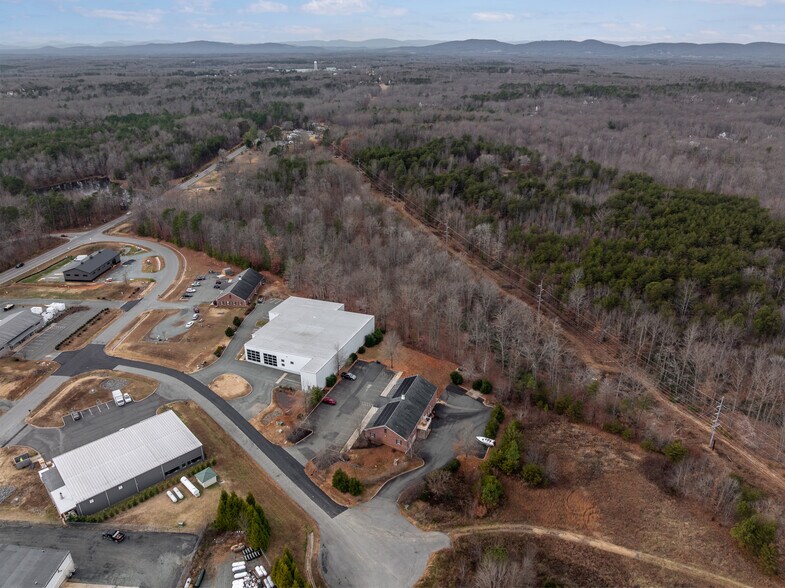More Photos Of 95 Zion Station Ct, Troy Flex For Sale