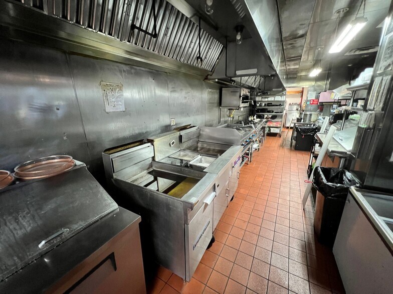 More Photos Of 6996 Piazza Grande Ave, Orlando Office For Sale