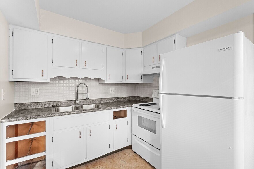 More Photos Of 7446 Sieloff Dr, Hazelwood Apartments For Sale