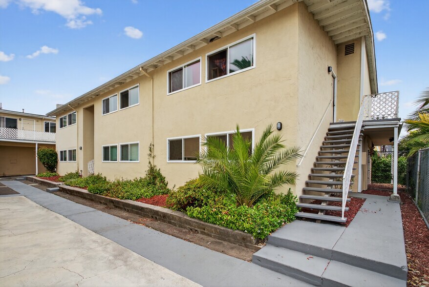 More Photos Of 2125 10th Ave, Oakland Apartments For Sale