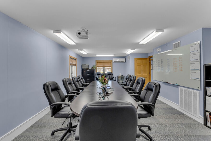 More Photos Of 113 S East Ave, Jackson Medical For Lease