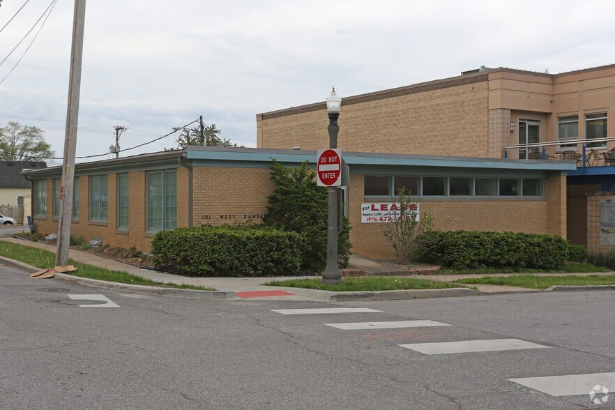 More Photos Of 101 W Kansas St, Liberty Medical For Sale