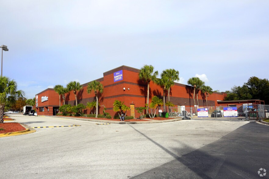 Primary Photo Of 13355 49th St N, Clearwater Freestanding For Lease