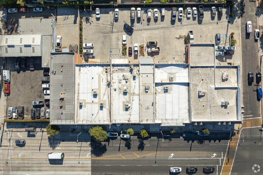 More Photos Of 1756-1776 E Colorado Blvd, Pasadena General Retail For Sale