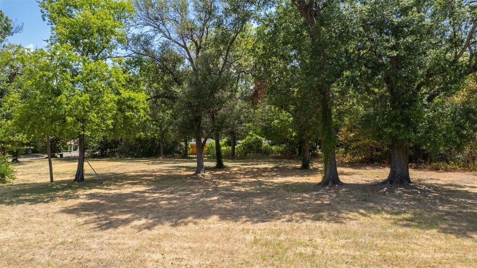 More Photos Of 434 Jefferson St E, Sulphur Springs Religious Facility For Sale