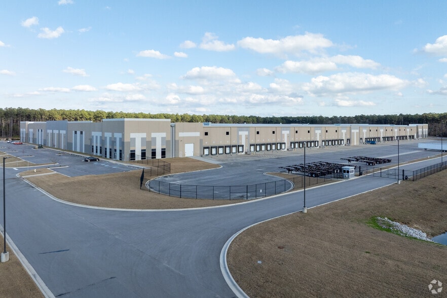 Primary Photo Of 369 N Cypress Dr, Summerville Industrial For Lease