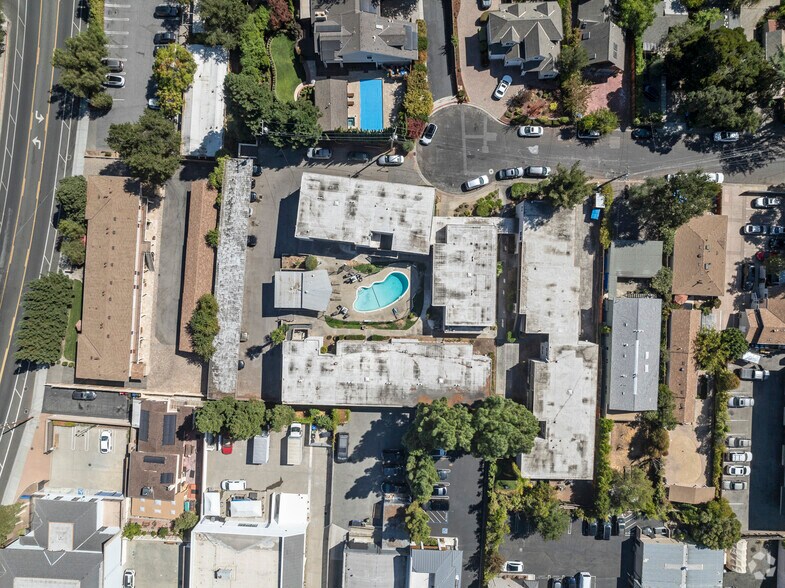 More Photos Of 105 Forrest Ave, Los Gatos Multifamily For Sale