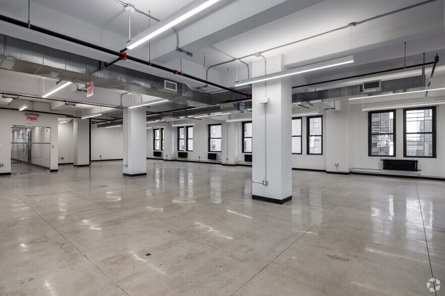 More Photos Of 111 John St, New York Office For Lease