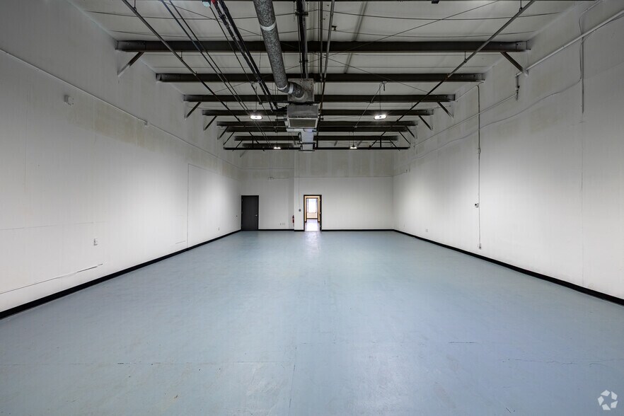 More Photos Of 13190 56th Ct, Clearwater Unknown For Lease