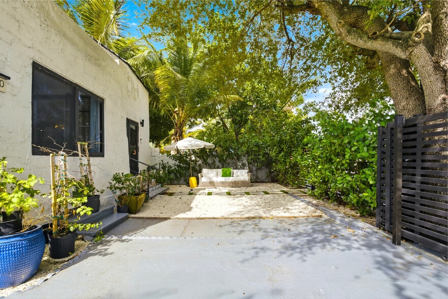 More Photos Of 8270-8280 NE 1st Pl, Miami Apartments For Sale