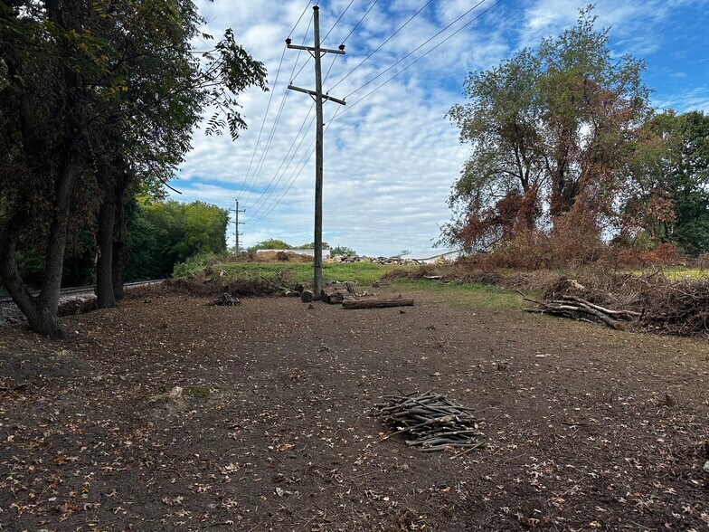 More Photos Of 651 Lincoln St, Oxford Land For Sale