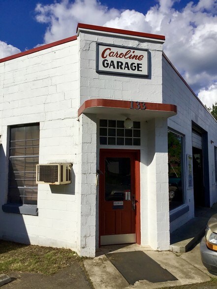 More Photos Of 133 Courthouse Ln, Bowling Green Auto Repair For Sale