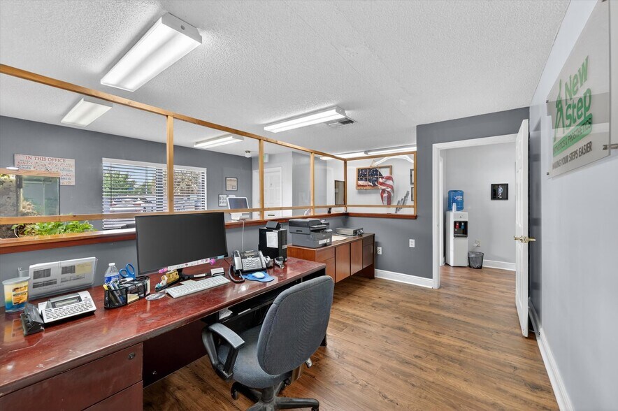 More Photos Of 7 W Main St, Apopka Office For Sale