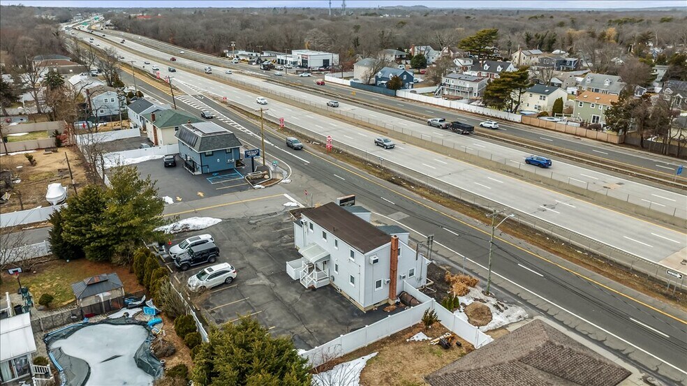 More Photos Of 930 Sunrise Hwy, North Babylon Office For Sale