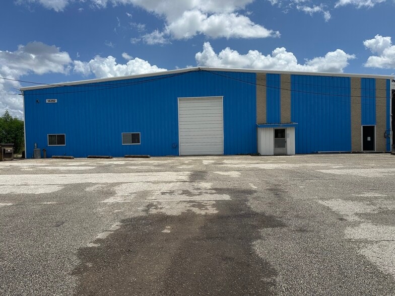 More Photos Of 14392 W Expressway 83, Harlingen Manufacturing For Lease