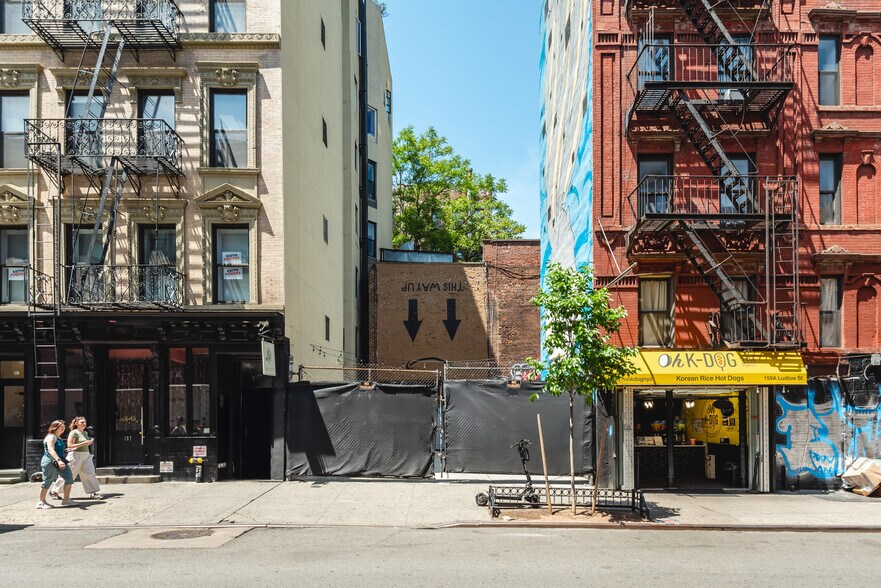 More Photos Of 159 Ludlow St, New York Land For Sale