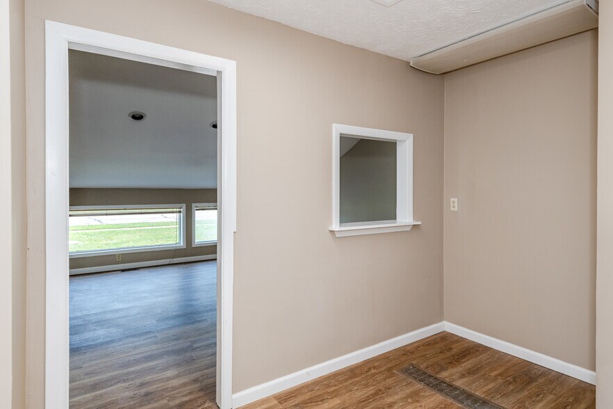 More Photos Of 6750 Brandt Pike, Huber Heights Medical For Sale