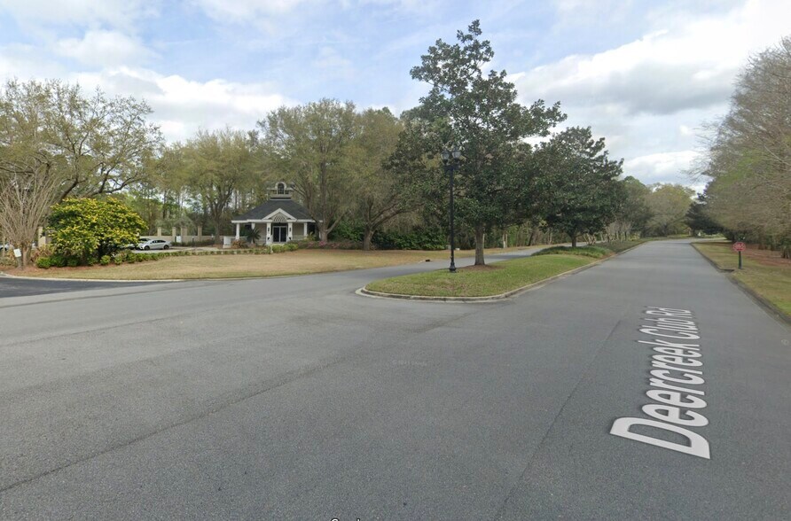 More Photos Of 7825 Deercreek Club Rd, Jacksonville Office For Lease