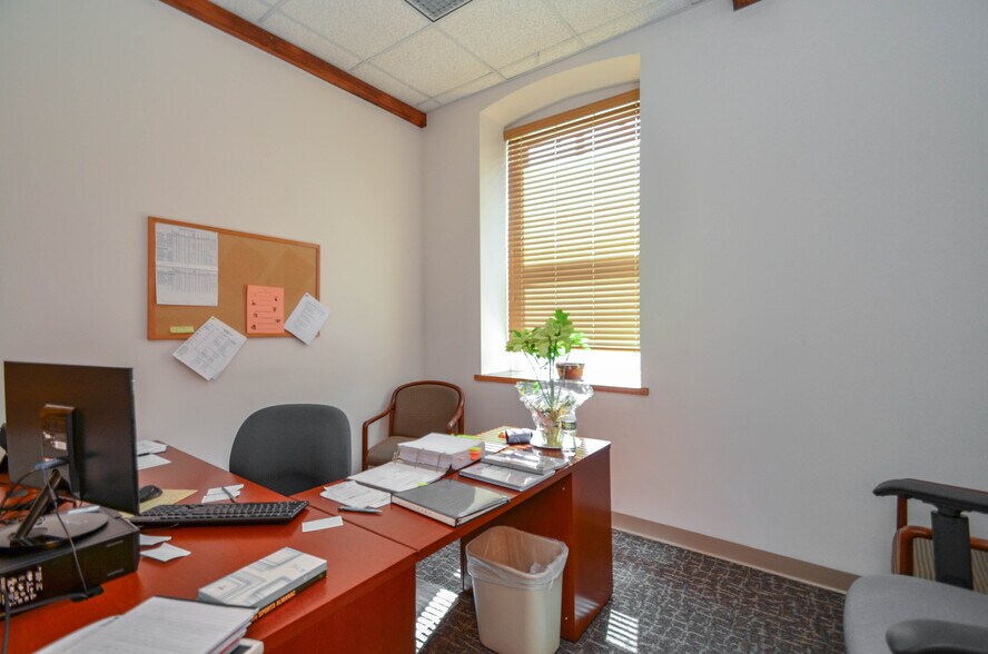 More Photos Of 22 S 2nd St, Emmaus Loft Creative Space For Lease