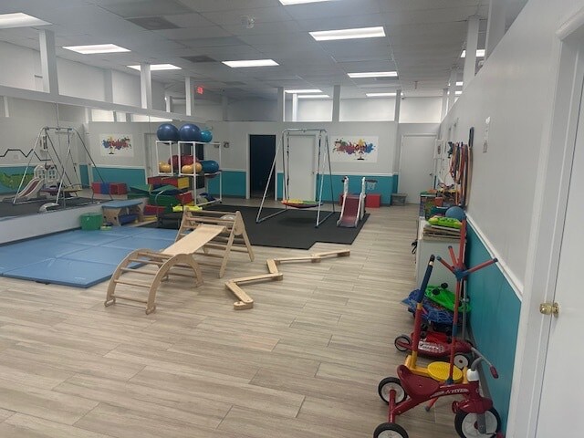More Photos Of 1117 E Hallandale Beach Blvd, Hallandale Beach Medical For Lease