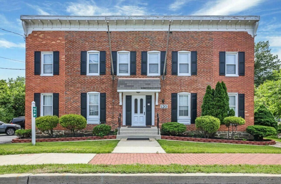 More Photos Of 120 2nd St, Laurel Multifamily For Sale