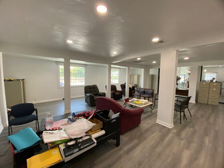 More Photos Of 19104 Norwalk Blvd, Artesia Storefront For Lease