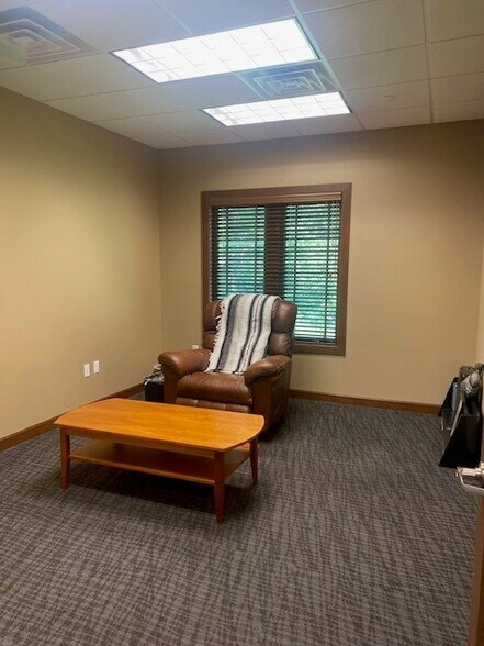 More Photos Of 2774 Commerce Dr NW, Rochester Office For Lease
