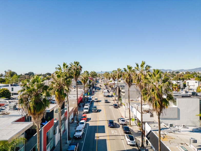 More Photos Of 1320 Abbot Kinney Blvd, Venice Loft Creative Space For Sale