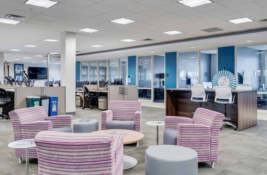 More Photos Of 14800 Charlson Rd, Eden Prairie Office For Sale