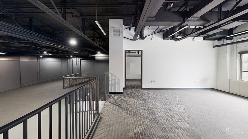 More Photos Of 550 Somerset Ter NE, Atlanta General Retail For Lease