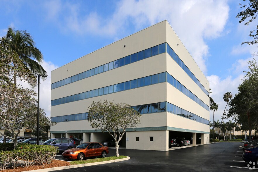 More Photos Of 1070 E Indiantown Rd, Jupiter Office For Lease