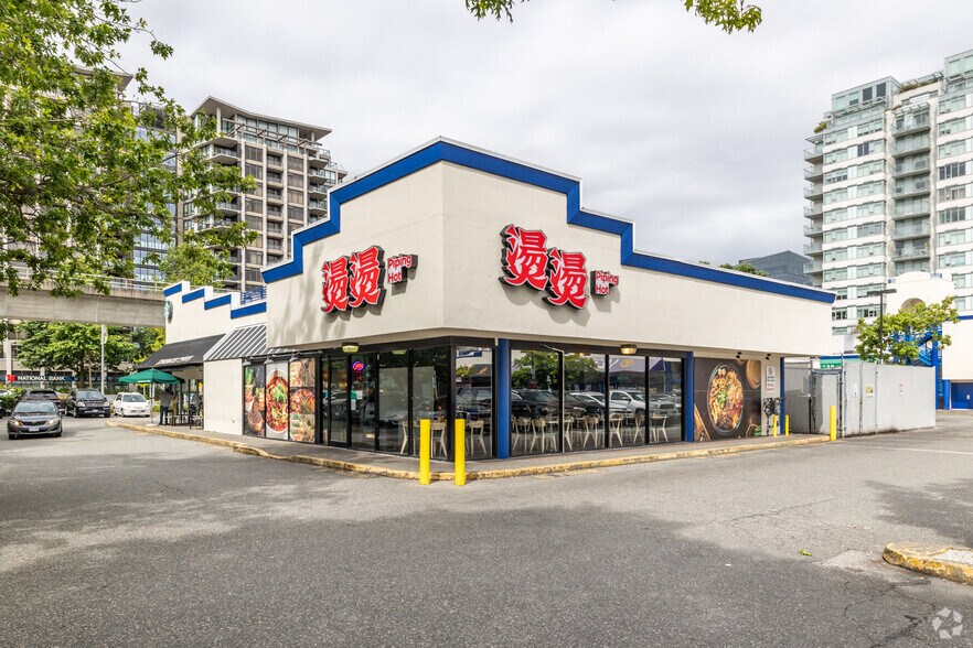 Primary Photo Of 8111-8211 Akroyd Rd, Richmond Unknown For Lease