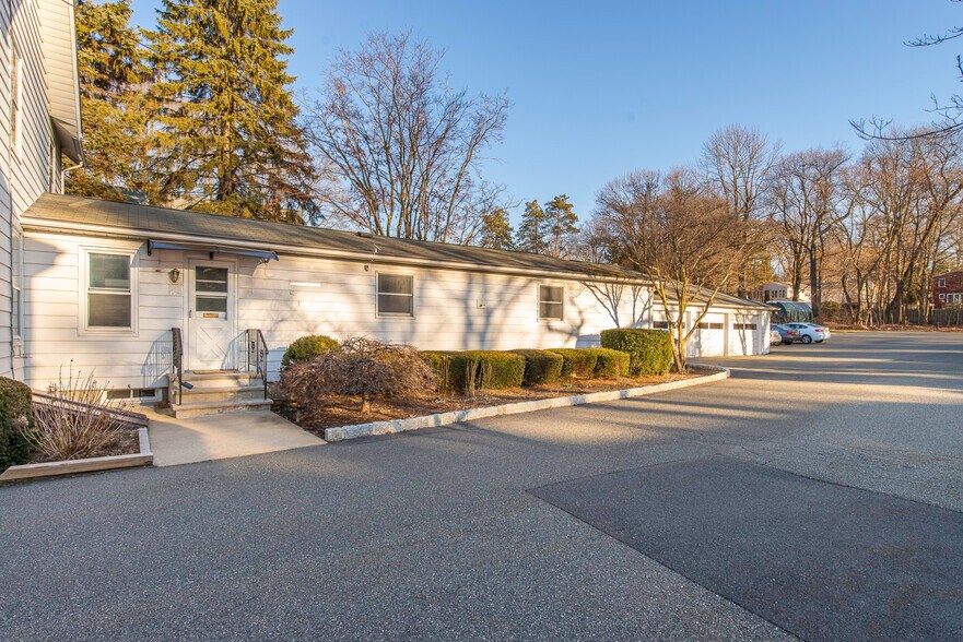 More Photos Of 334 W Main St, Boonton Office For Lease