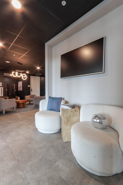 More Photos Of 209 Division St, Stevens Point Apartments For Lease