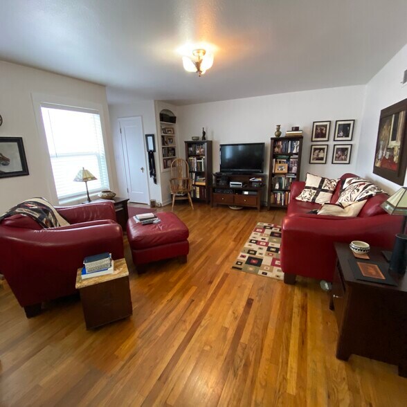 More Photos Of 1301 Blaine St, Caldwell Apartments For Sale