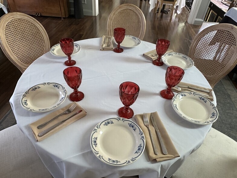 More Photos Of 141 Mansion Ave, Staten Island Restaurant For Sale