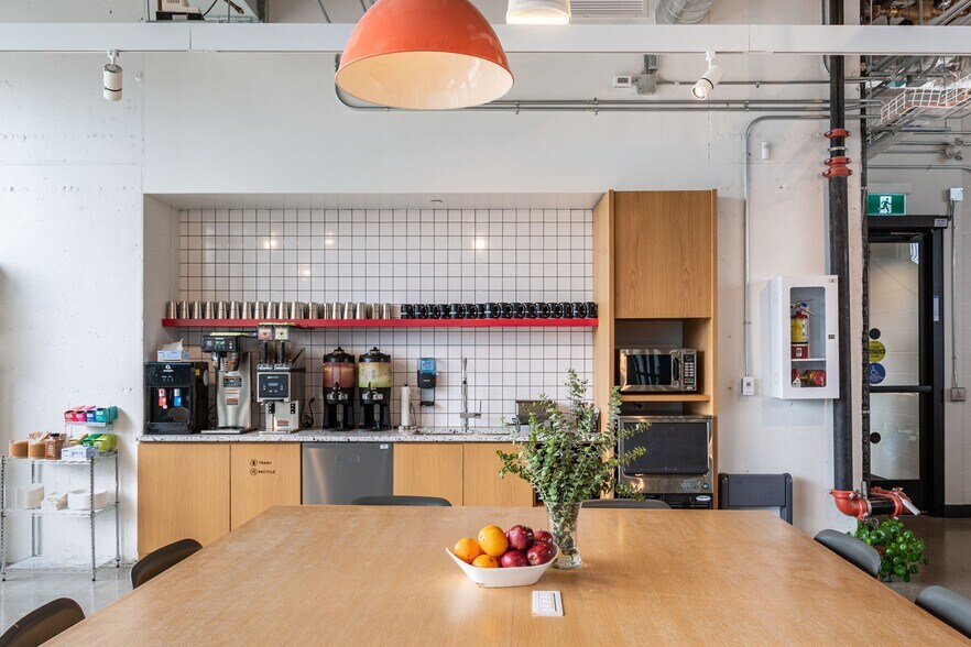 More Photos Of 1100-1104 King St W, Toronto Coworking Space