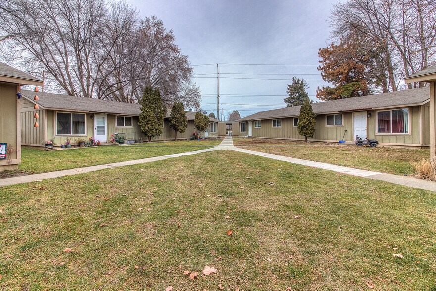 More Photos Of 1305 W King St, Yakima Apartments For Sale