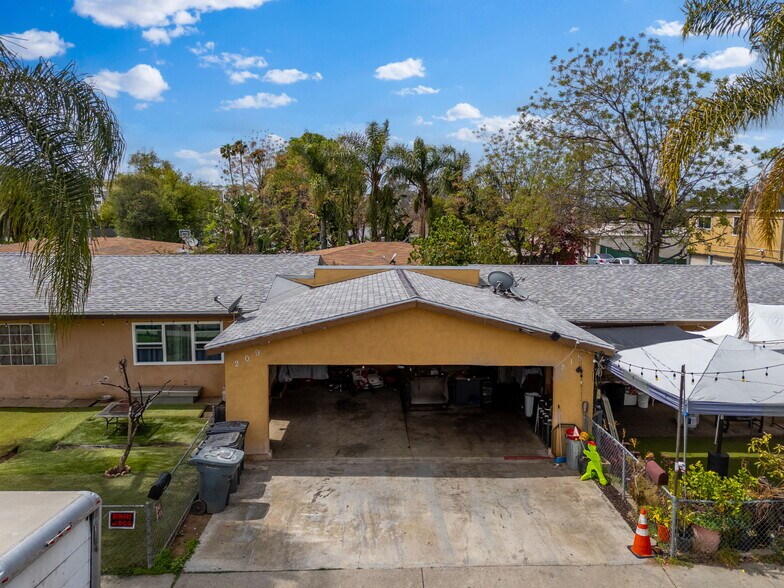 More Photos Of 209 N Date St, Escondido Apartments For Sale