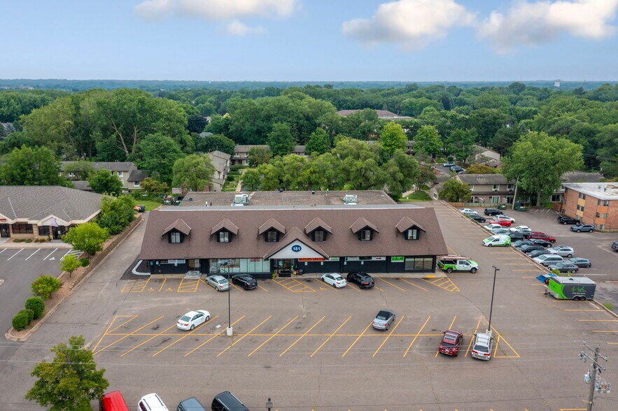 More Photos Of 151 NW Silver Lake Rd, Saint Paul Unknown For Lease