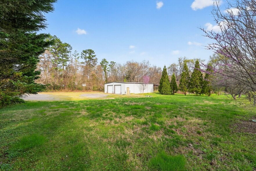 More Photos Of 420 Shoffner St, Graham Industrial For Sale