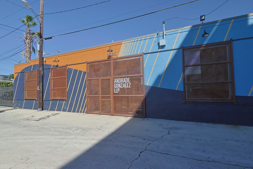 More Photos Of 2014-2022 E 7th St, Los Angeles Office For Lease