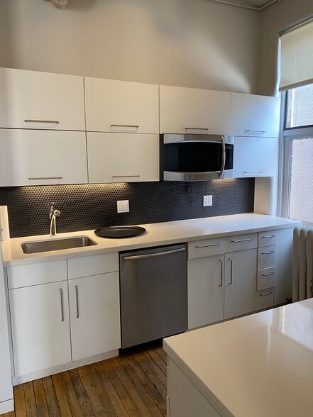 More Photos Of 28 W 27th St, New York Loft Creative Space For Sale