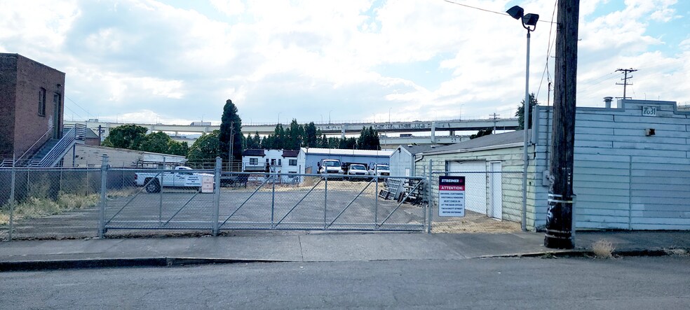 More Photos Of 740 N Knott St, Portland Unknown For Lease